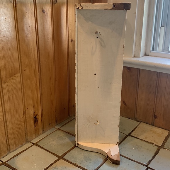 Vintage painted wooden rustic cupboard shelf. - Picture 4 of 12